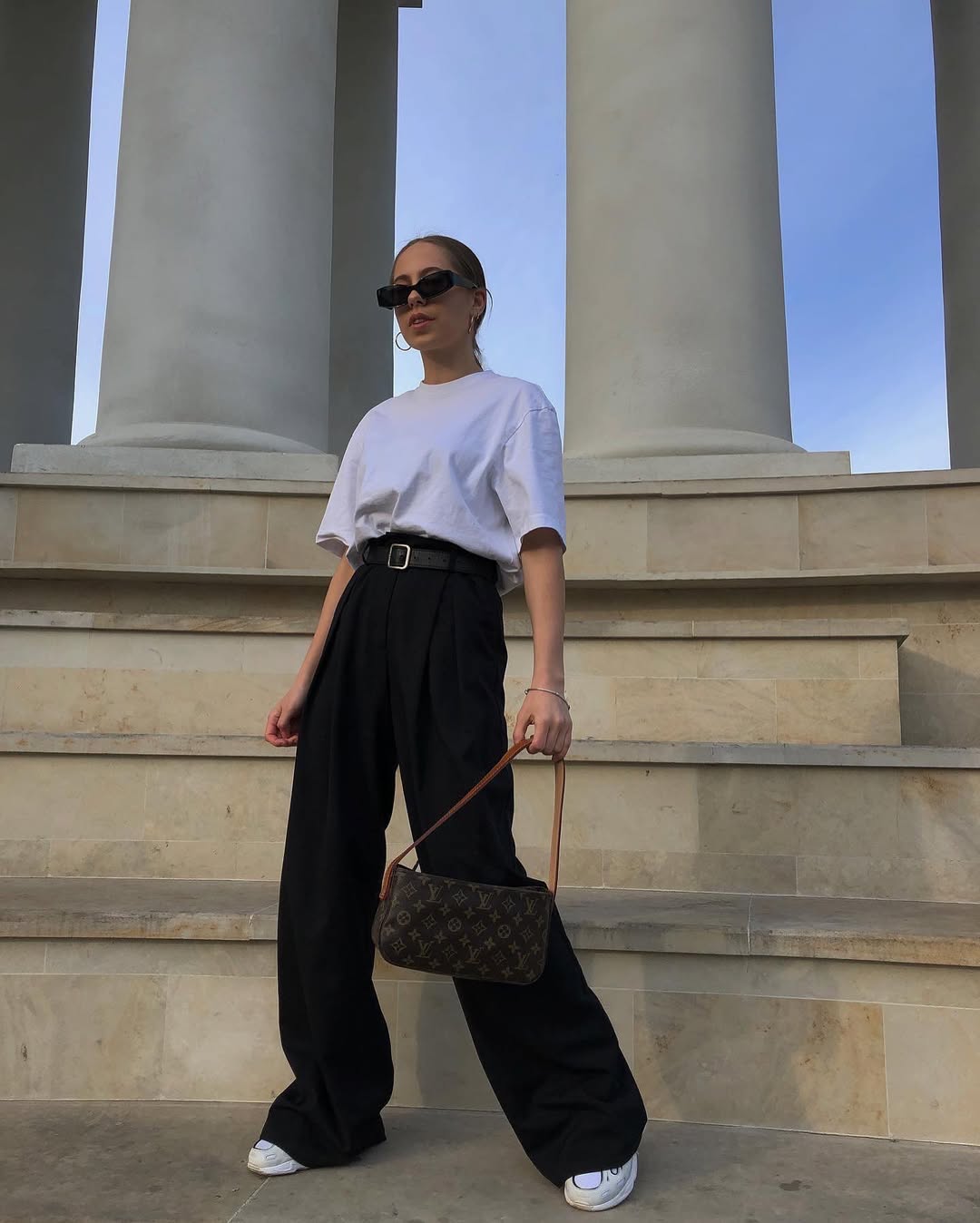 Брюки класичні чорні