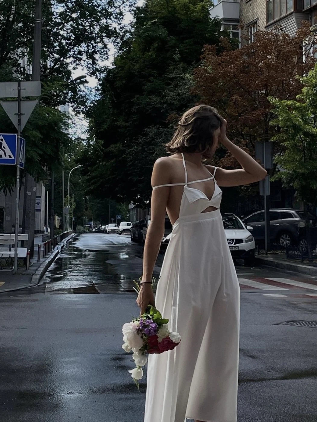 Сукня молочна